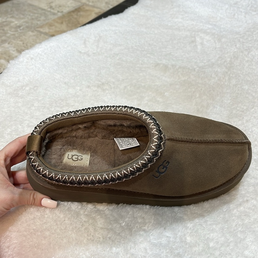 UGG Women's Tazz Platform Slippers - Picture 6 of 8